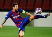 开云体育平台APP-足球比赛中球员们的风采令人心动