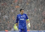 开云体育平台APP-西亚卡姆刷新纪录之夜，掘金火力全开压制湖人，一场定义东西部格局的较量