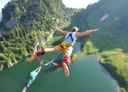 开云体育官方网站-跨洋热浪，当NBA冠军之焰轻取东方篮球梦