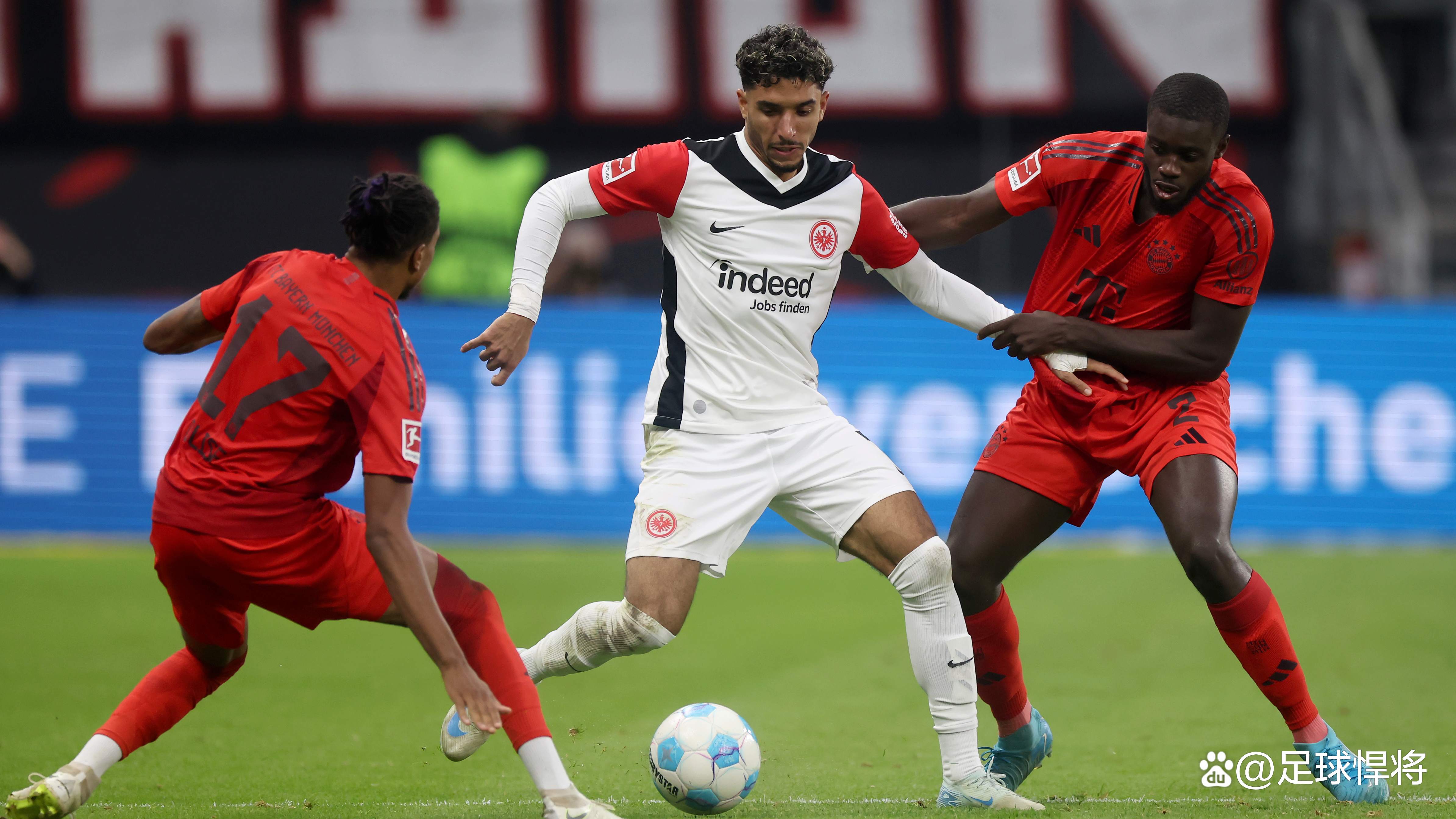 关于拜仁鏖战马德里竞技，加维打破历史纪录的信息