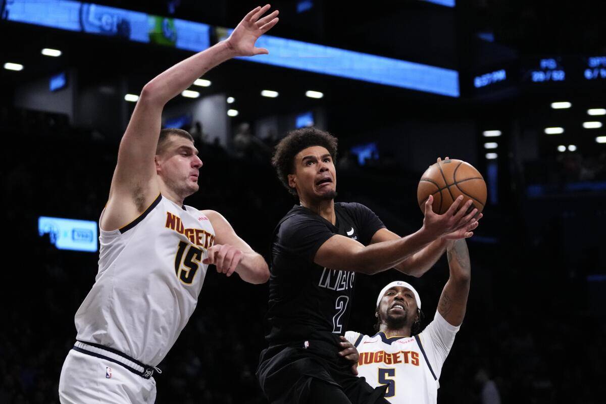 篮网B队爆冷公牛,约基奇惊艳世界 篮网B队爆冷公牛,约基奇惊艳世界