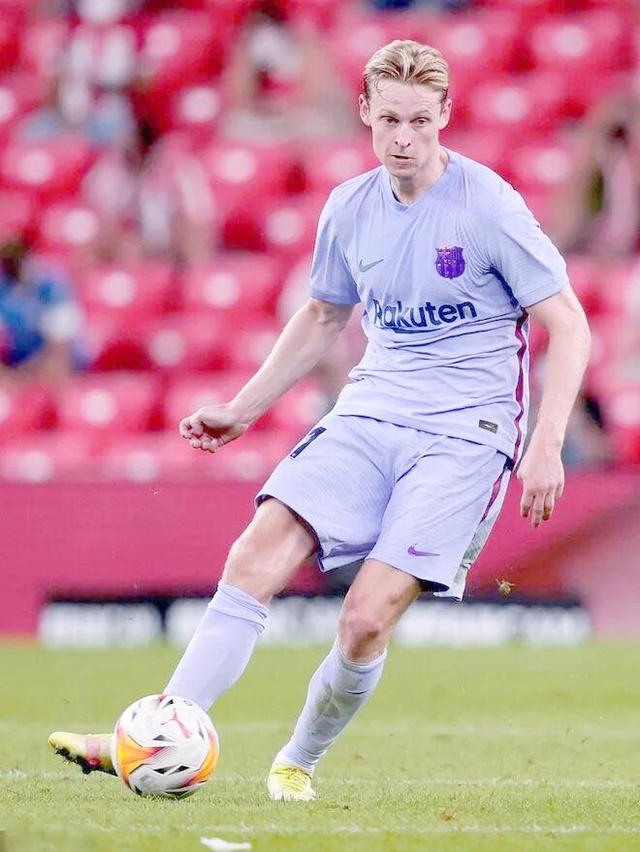 尤文横扫西班牙，德容爆发神勇的简单介绍