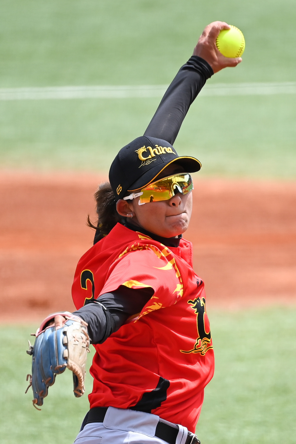 亚洲球员在比赛中展现神奇技巧 亚洲球员在比赛中展现神奇技巧