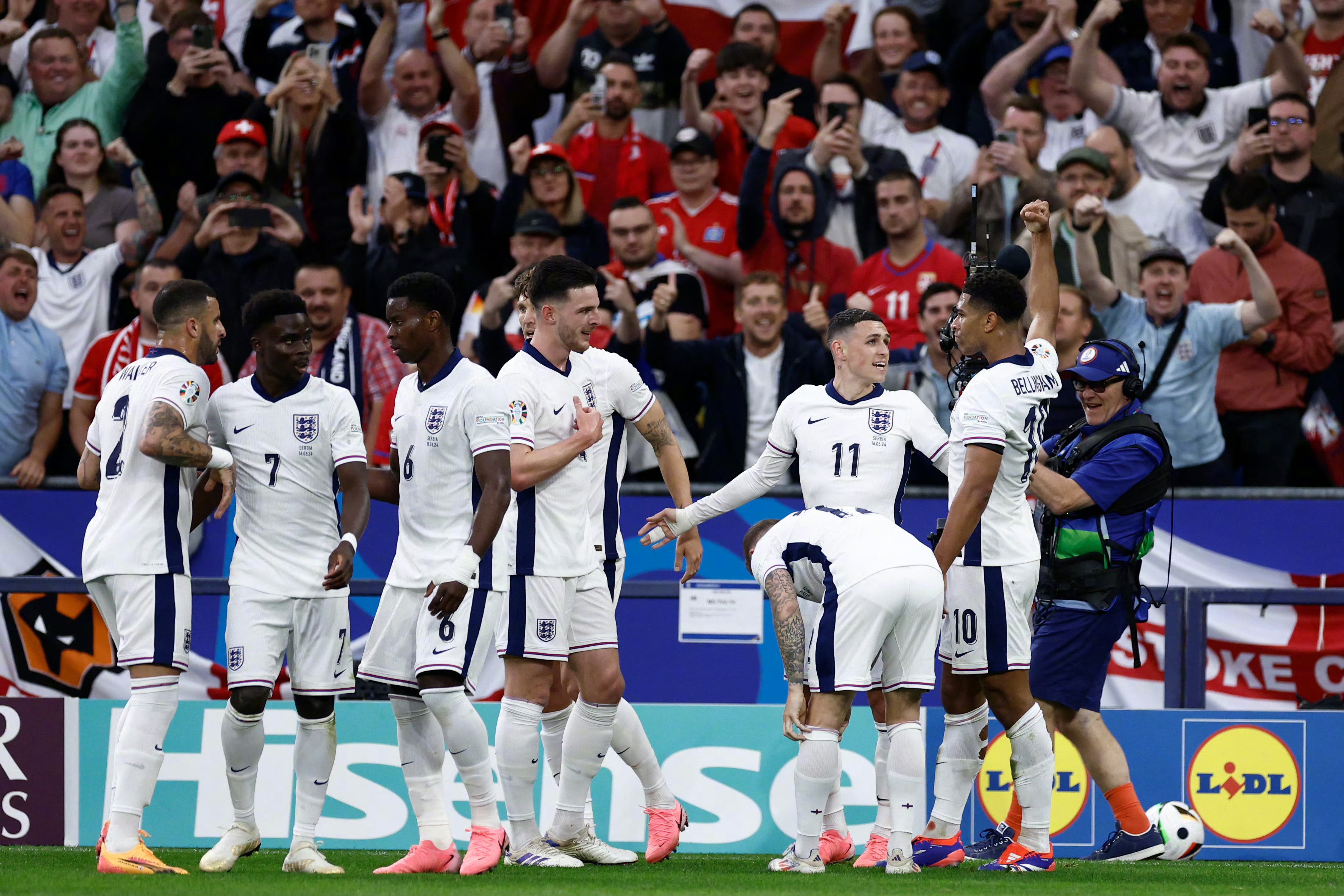 英格兰国家队在欧预赛中取得连胜 英格兰国家队在欧预赛中取得连胜