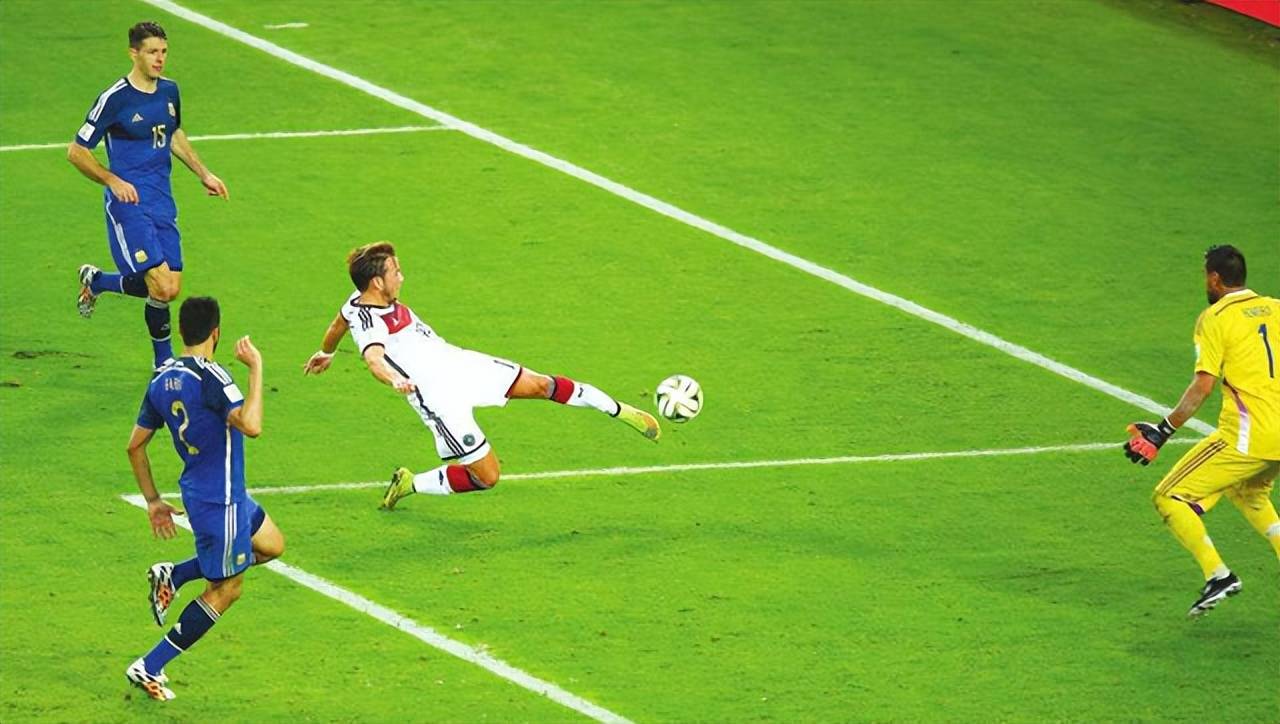 弗赖堡队后卫入选德国国家队