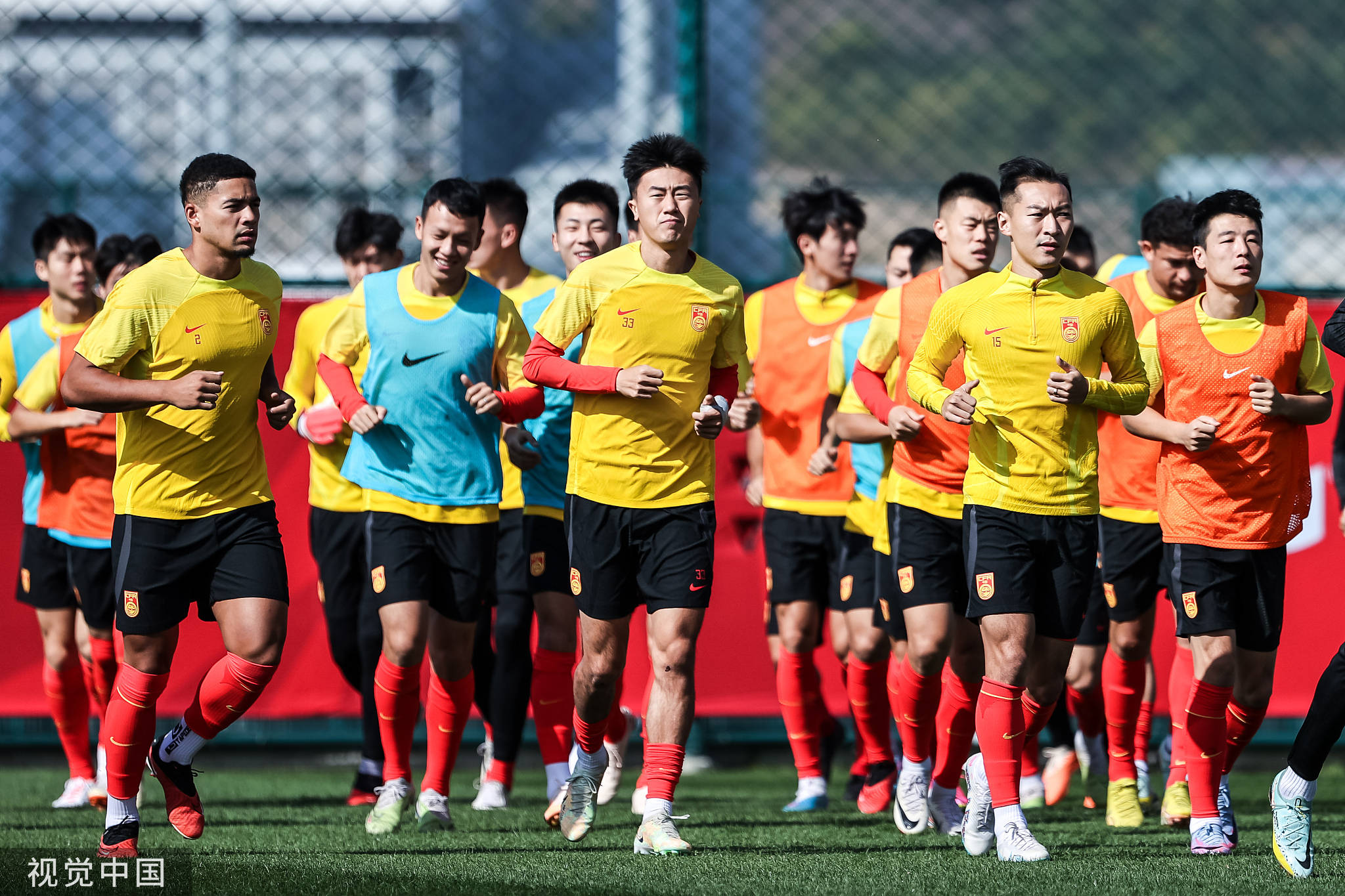 越南球队表现出色，诠释亚洲足球风采