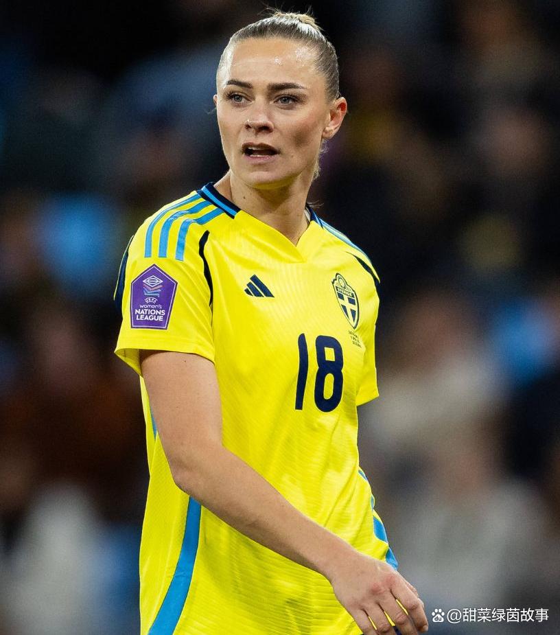 波兰女足队长因意外受伤退出比赛 波兰女足队长因意外受伤退出比赛