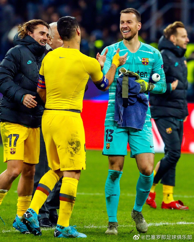 包含里昂队客场完胜对手,展现强大实力追赶领头羊的词条 包含里昂队客场完胜对手,展现强大实力追赶领头羊的词条