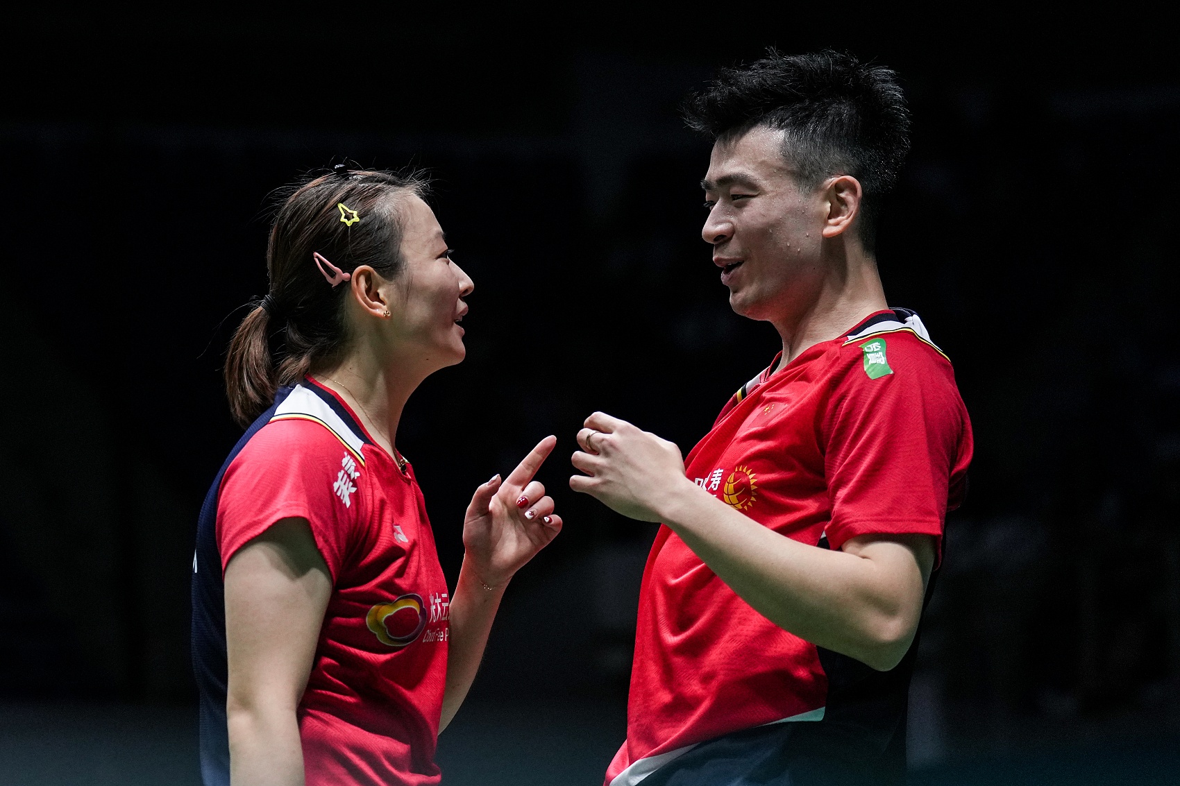 马来西亚队逆转丹麦队，郑思维带队取胜的简单介绍