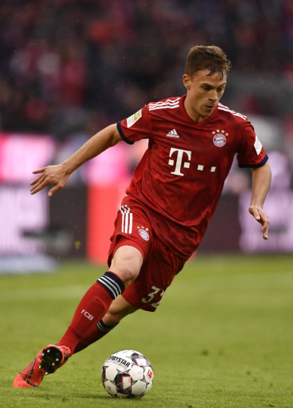 塞维利亚逆转挪威，基米希状态火热的简单介绍