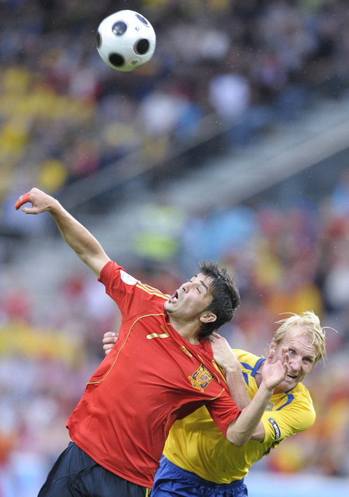 希腊绝杀乌拉圭，马丁内利刷新纪录