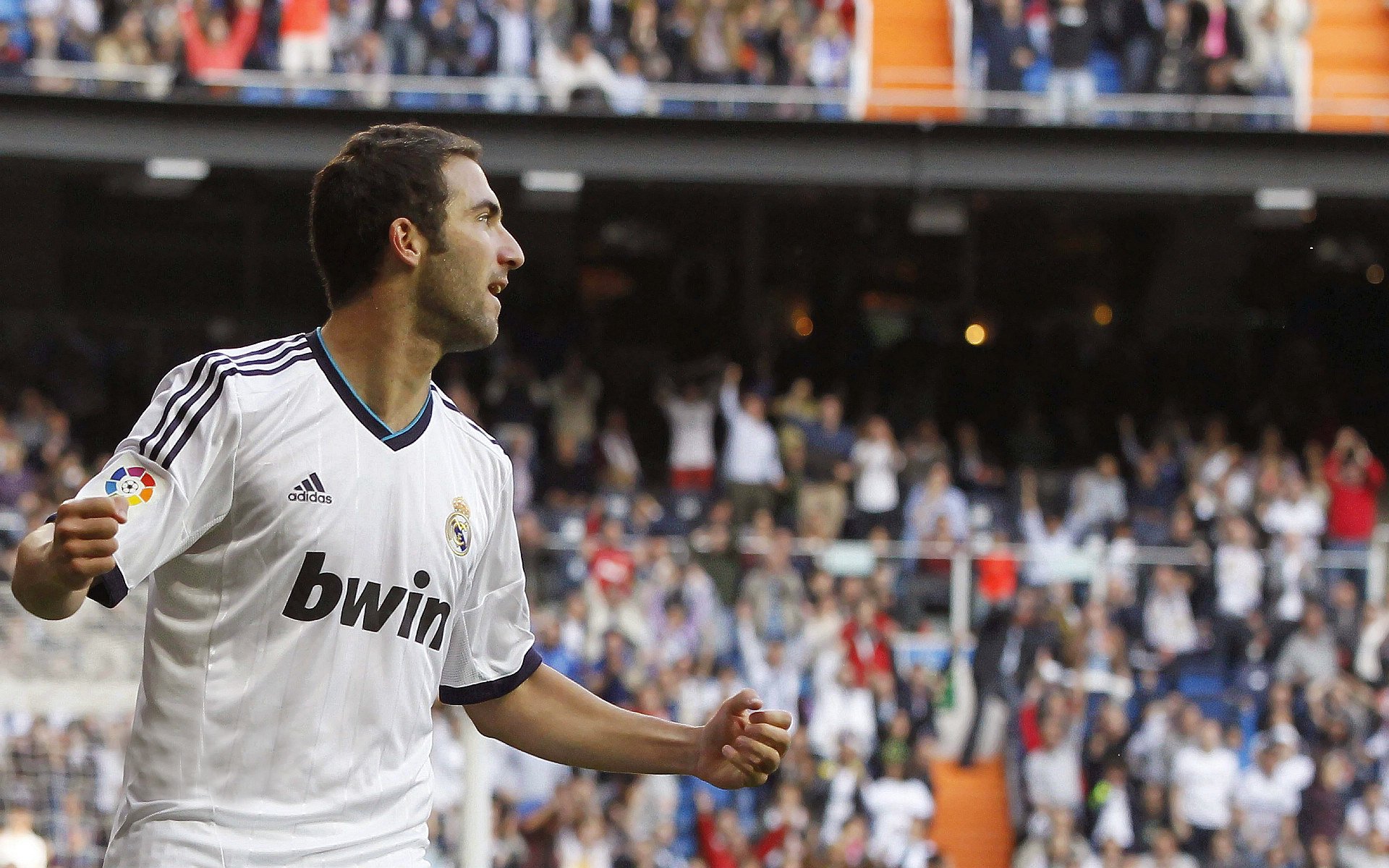 黄黑风暴席卷潘帕斯，当莱奥的利刃刺穿阿根廷的骄傲